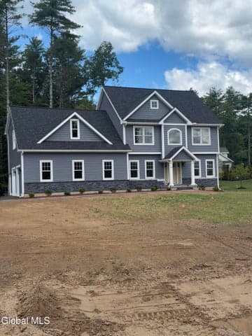 40 Cannon Royal Drive, Saratoga Springs, NY, photo 1