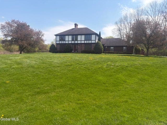 20 Butternut Hill Drive, Queensbury, NY, photo 2