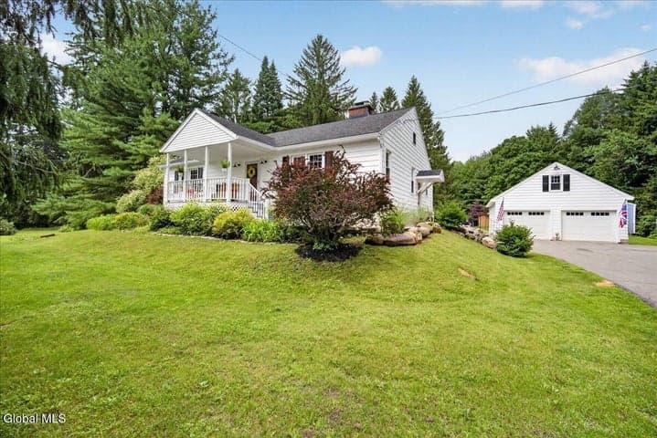 723 Swaggertown Road, Charlton, NY
