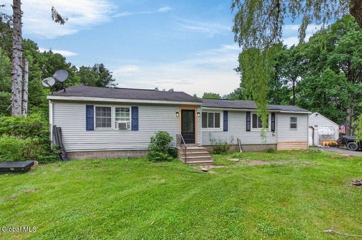 364 County Road 410, Westerlo, NY