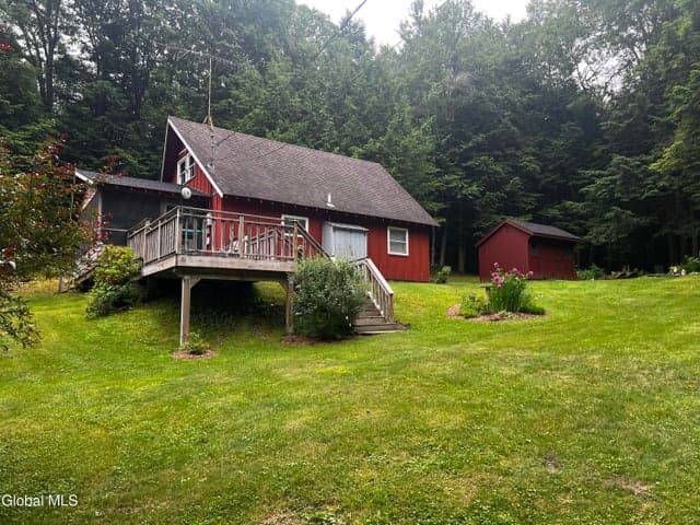 30 Forest Lake Way, Granville, NY, photo 2