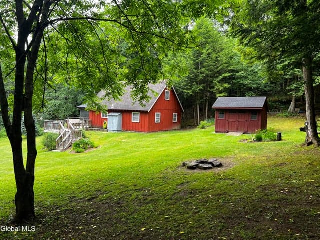 30 Forest Lake Way, Granville, NY, photo 4