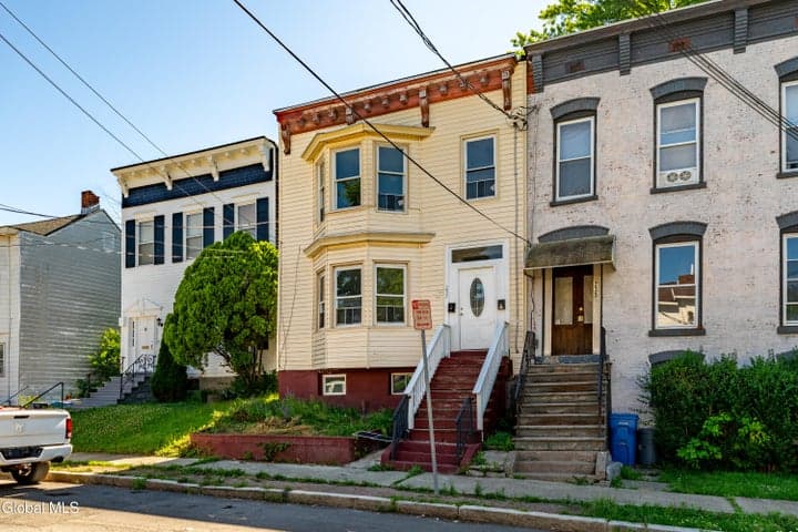 233 S Swan Street, Albany, NY, photo 2