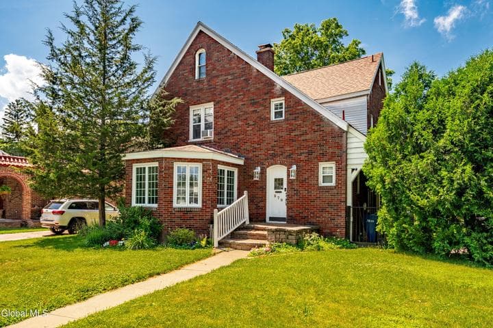 279 S Main Avenue, Albany, NY, photo 3
