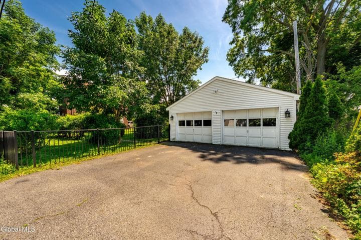 279 S Main Avenue, Albany, NY, photo 4