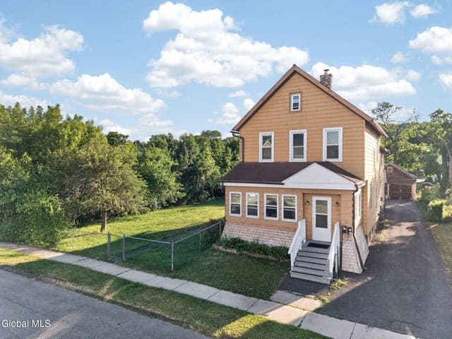 11 Pulver Avenue, Ravena, NY, photo 1