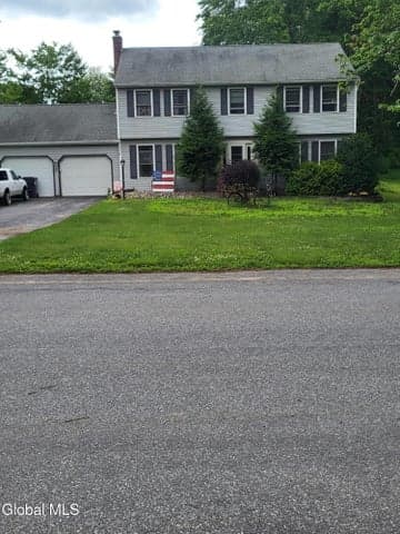 24 Rolling Hills Drive, Moreau, NY, photo 3