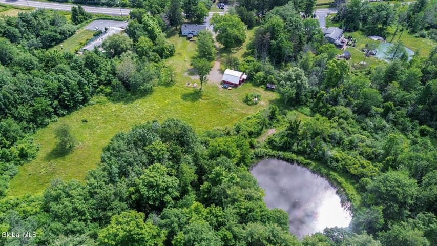 1161 Mariaville Road, Rotterdam, NY