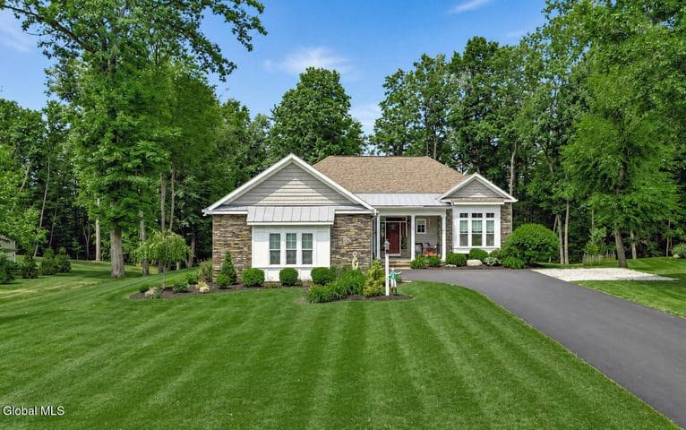 26 Yachtsman Way, Malta, NY, photo 1