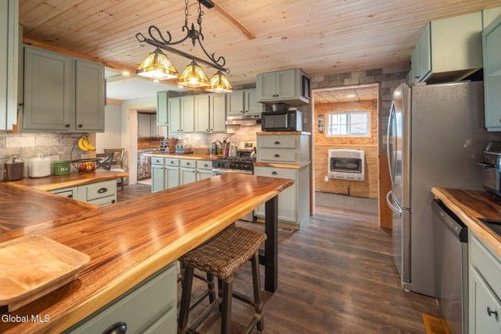 670 Mineral Springs Road, Cobleskill, NY, photo 4