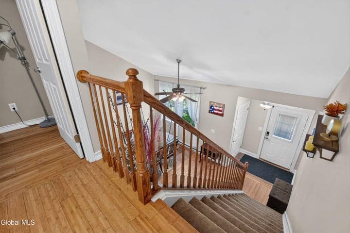 34 Pepperbush Place, Malta, NY, photo 5