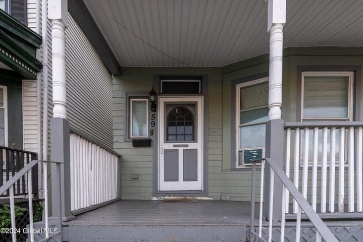 598 Central Avenue, Albany, NY, photo 2