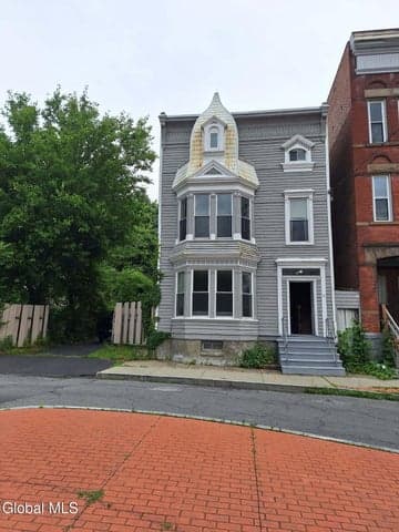 13 13th Street, Troy, NY