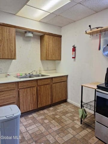 13 13th Street, Troy, NY, photo 5