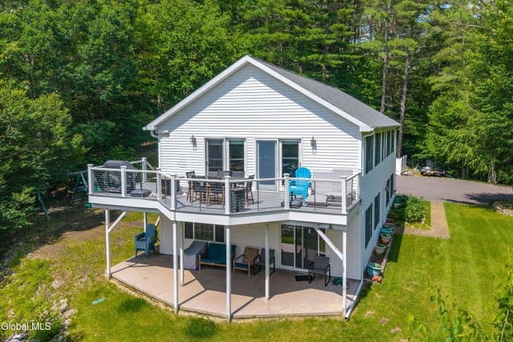 99 Kings Road, Hadley, NY