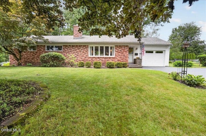 58 Brookview Avenue, Delmar, NY