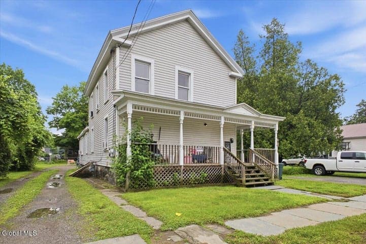 26 Willow Street, Hudson Falls, NY, photo 2