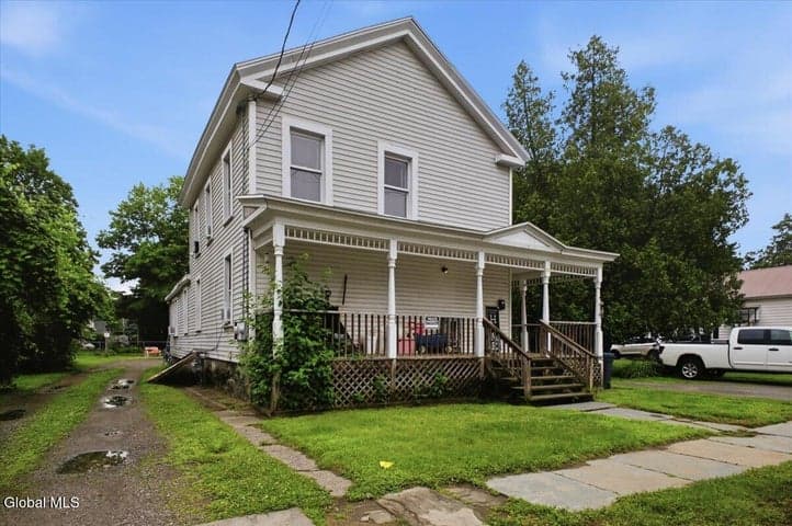 26 Willow Street, Hudson Falls, NY