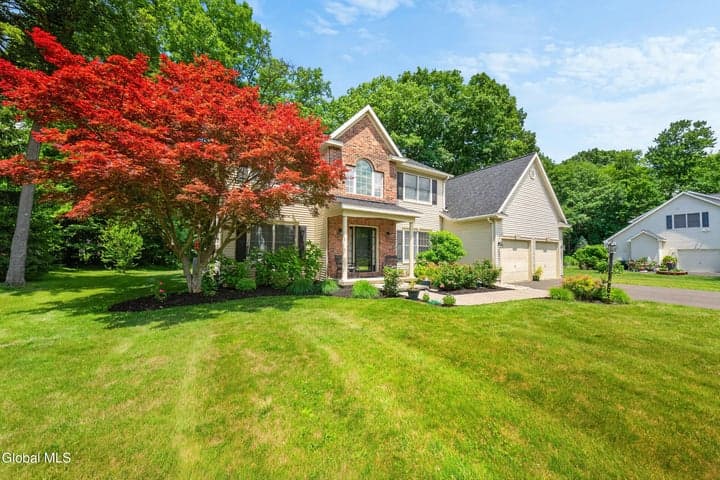 26 Hedgerose Lane, Delmar, NY, photo 3