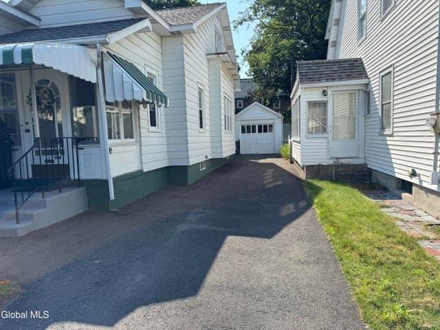 9 Buell Street, Albany, NY, photo 2