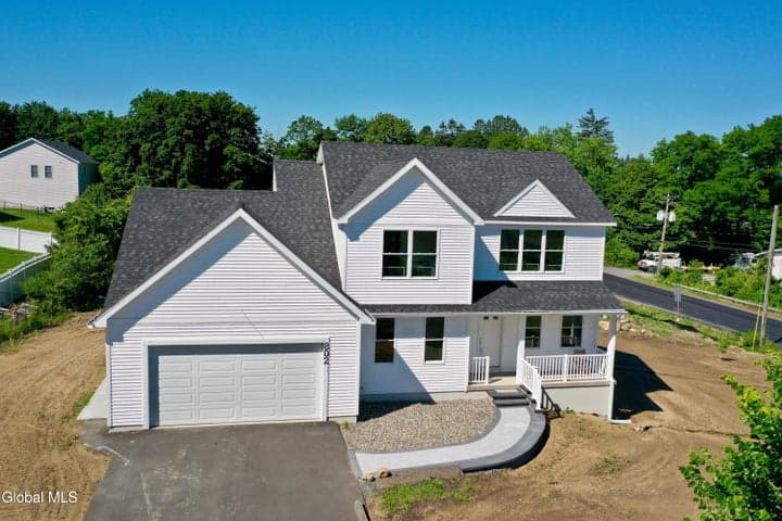 802 S Ravine Road, Niskayuna, NY