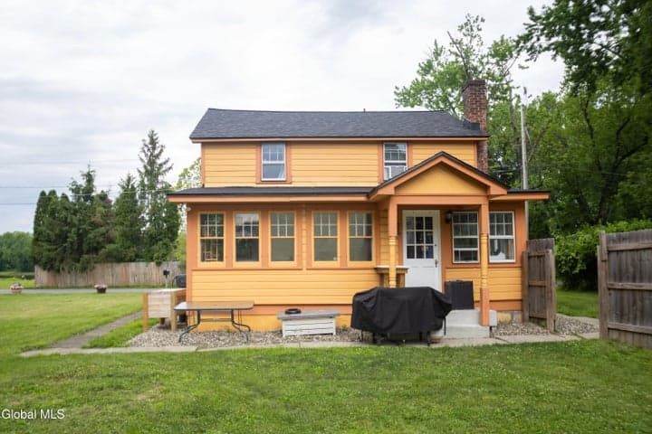 338 Riverbend Road, Troy, NY, photo 3