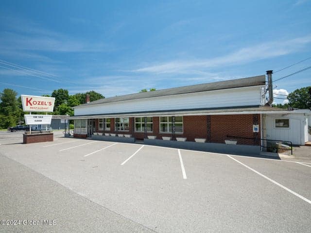 1006 State Route 9H, Ghent, NY, photo 3