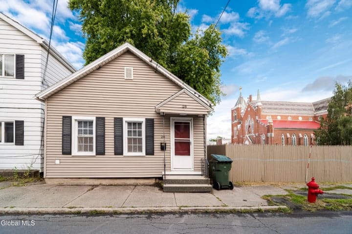 28 Lancaster Street, Cohoes, NY