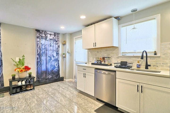 81 Adams Avenue, Cohoes, NY, photo 5