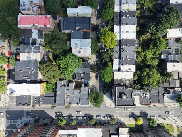 165 Chestnut Street, Albany, NY, photo 3