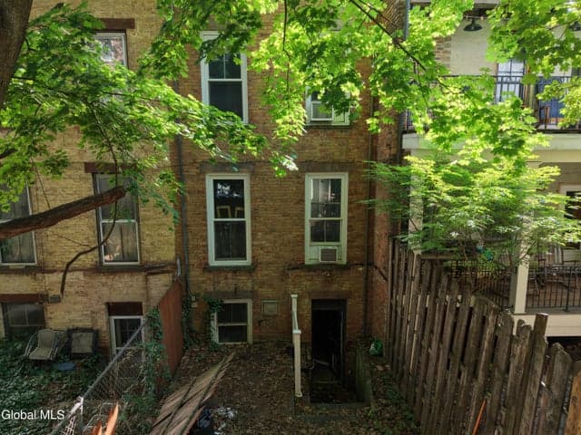 165 Chestnut Street, Albany, NY, photo 5