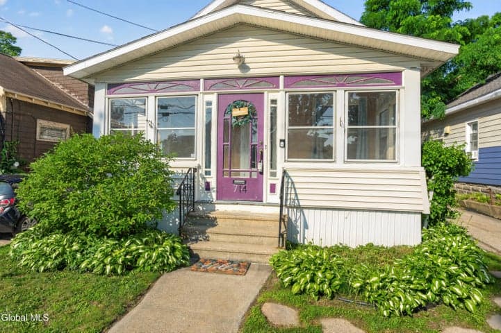 714 Ontario Street, Schenectady, NY, photo 3