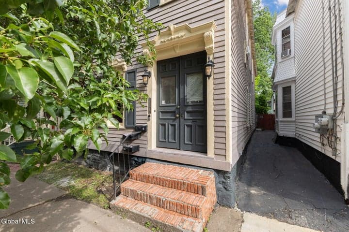 134 Front Street, Schenectady, NY, photo 4