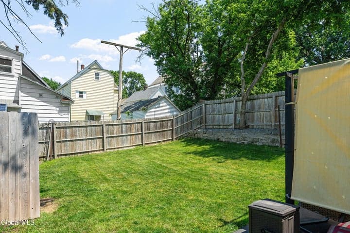 615-617 Seneca Street, Schenectady, NY, photo 3