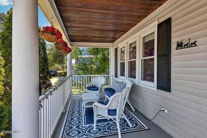 942 Myrtle Avenue, Albany, NY, photo 3