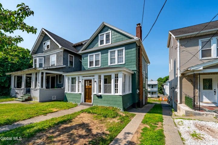 349 Manning Boulevard, Albany, NY, photo 4