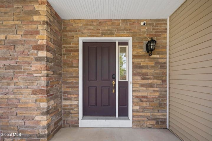 14 Fort Vaux Lane, Colonie, NY, photo 4