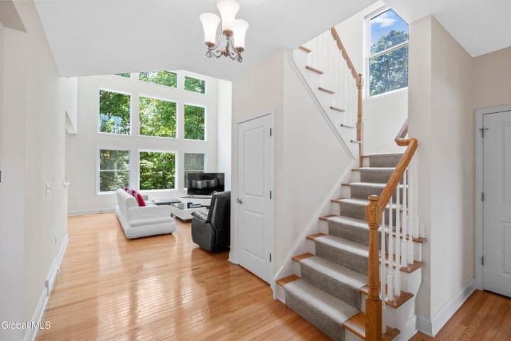 14 Fort Vaux Lane, Colonie, NY, photo 5
