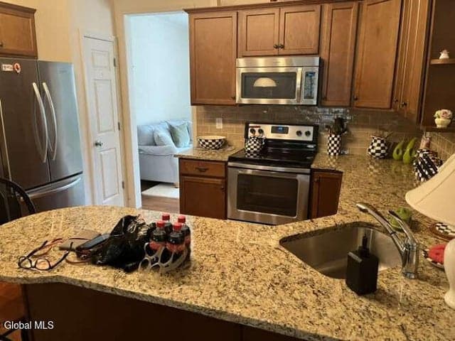 35 Beekman Place, Queensbury, NY, photo 4