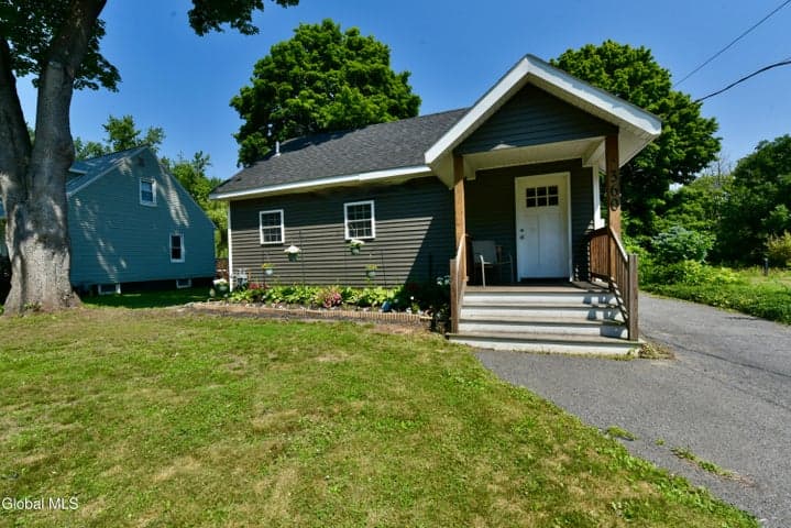 360 Ballston Road, Glenville, NY, photo 3