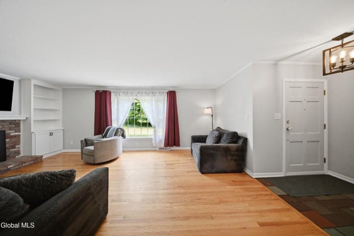 48 S Van Dyke Drive, Rensselaer, NY, photo 4