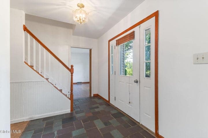 163 Aviation Road, Queensbury, NY, photo 4