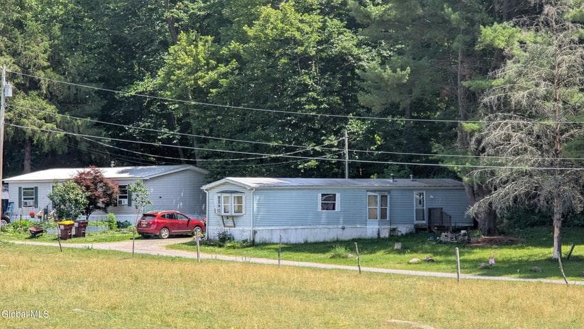 224 S Greenfield Road, Greenfield, NY, photo 4