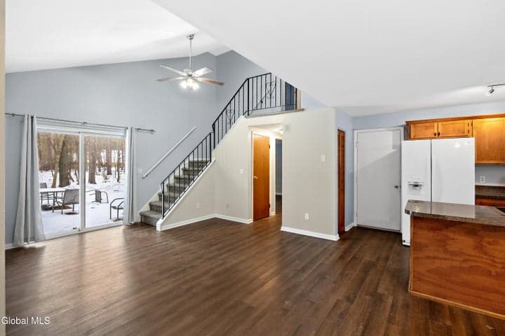 9 Wake Robin Road, Ballston Spa, NY, photo 3