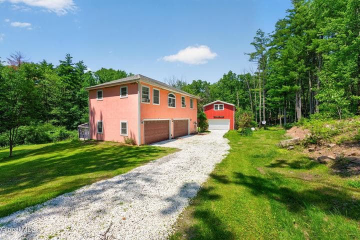 25 Hawthorne Hill Road, Chatham, NY