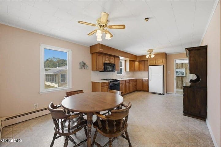 9 Lupine Lane, Queensbury, NY, photo 3