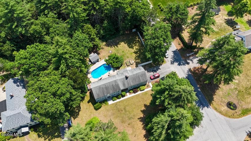 4 Lantern Hill Road, Queensbury, NY, photo 3