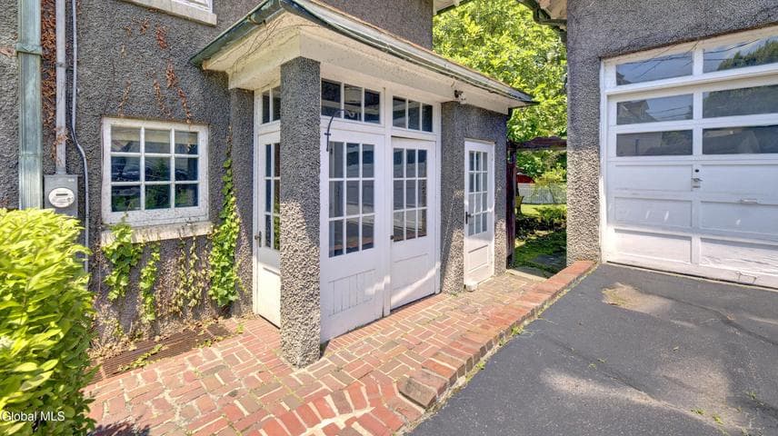 8 Union Place, Johnstown, NY, photo 3