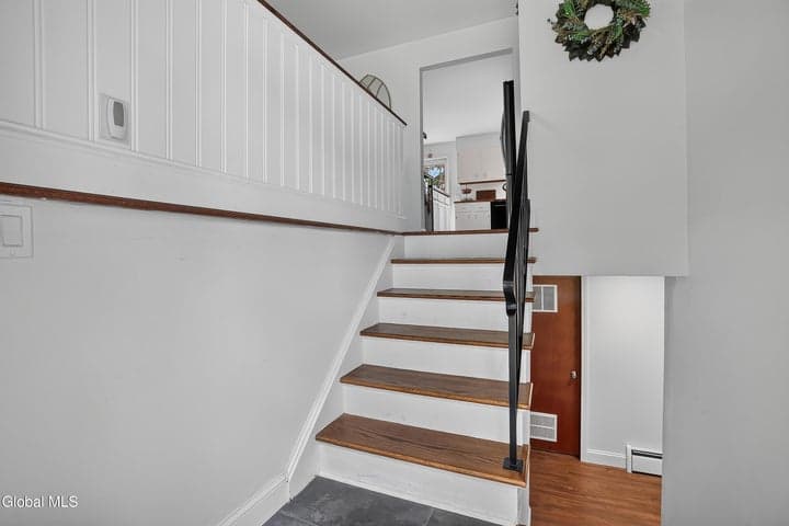 11 Ormond Street, Albany, NY, photo 4
