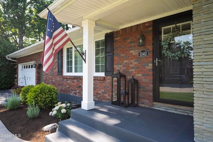 1040 John Alden Lane, Rotterdam, NY, photo 5